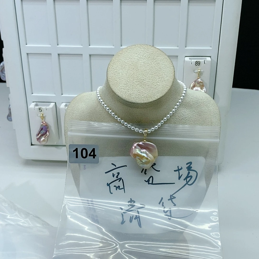 淡水珍珠颈饰合金