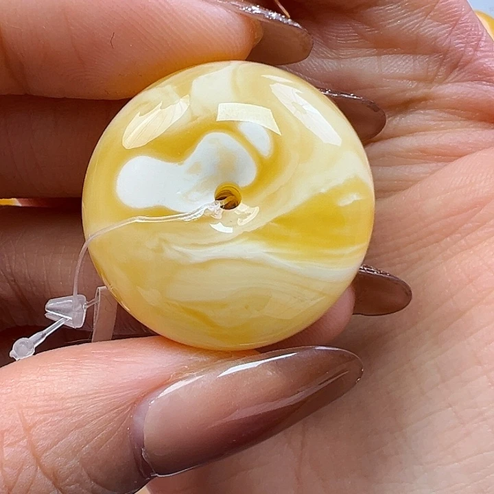 蜜蜡未镶嵌珠宝奇石