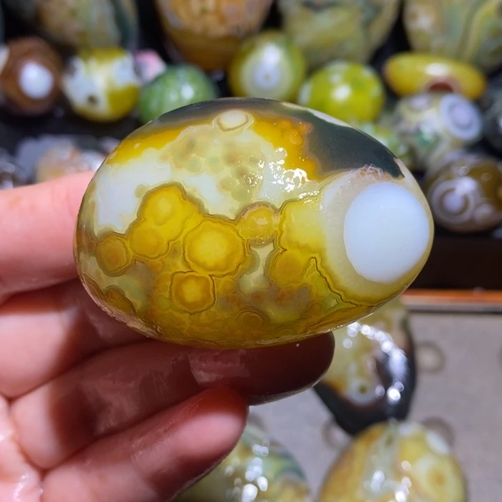 未镶嵌玛瑙/玉髓珠宝半成品33