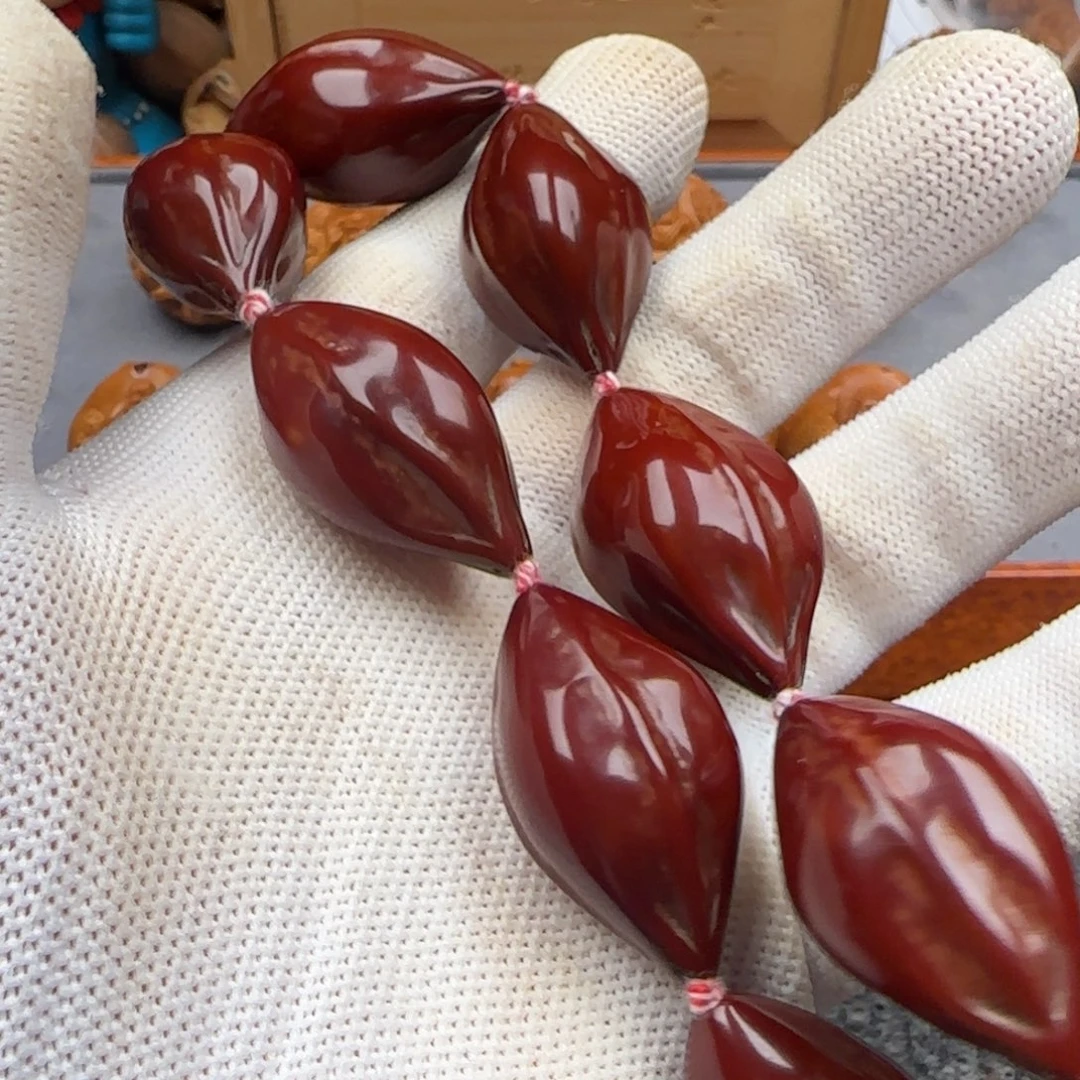 Z***J吊坠橄榄核………………