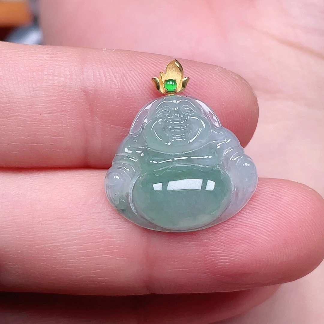 翡翠未镶嵌颈饰佛公