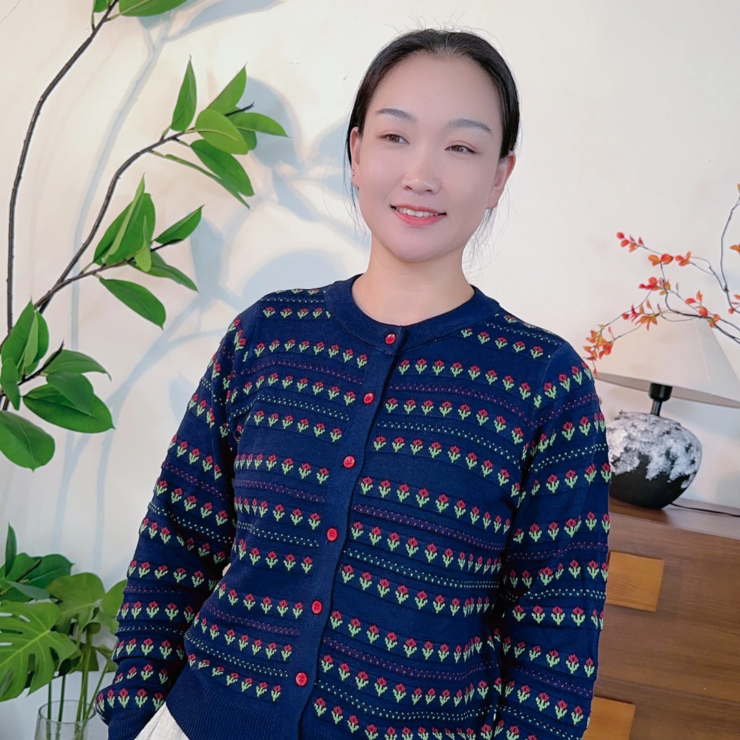 2025早秋韩版圆领长袖单排扣藏青色上衣女简约休闲时尚针织开衫