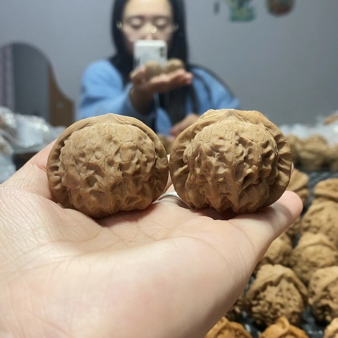 吊坠桃核达摩42+黄