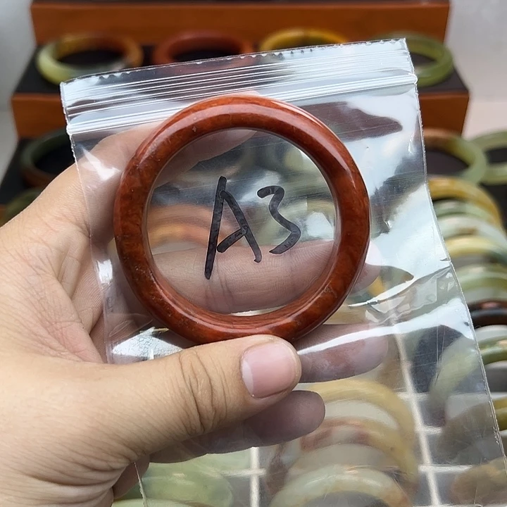 小***安蛇纹石玉合金手镯