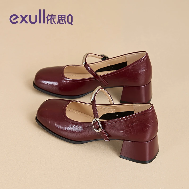 依思q法式玛丽珍鞋女2025秋季新款复古红色高跟气质百搭粗跟单鞋