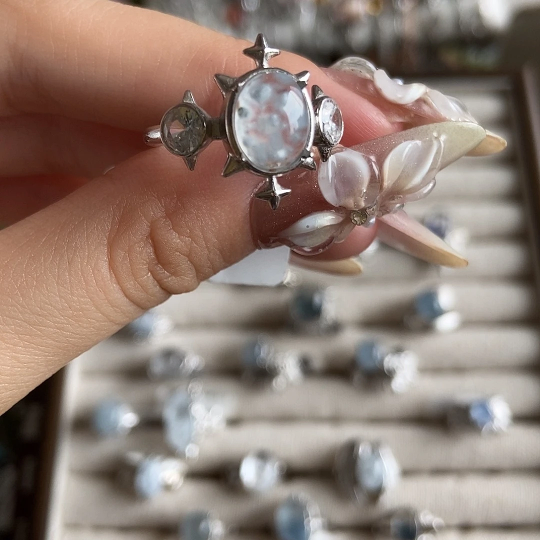 ****河银S925镶嵌戒指烟晶蓝团团