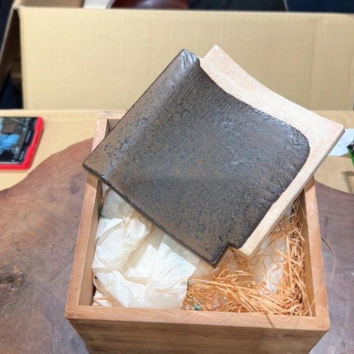 瓷器周边默认瑕疵1