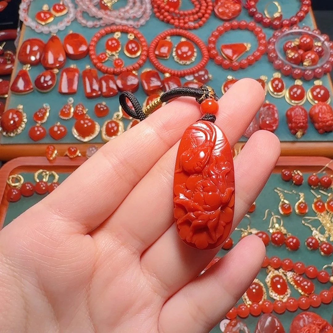 南红玛瑙未镶嵌吊坠
