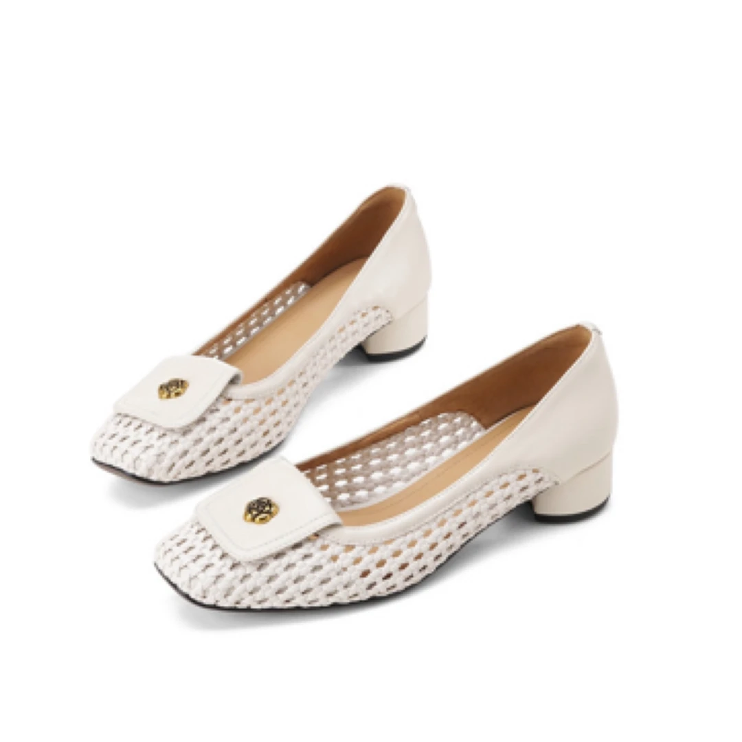 阿丽塔女鞋~3.5cm春夏新款单鞋方头低跟浅口镂空舒适透气百搭皮鞋