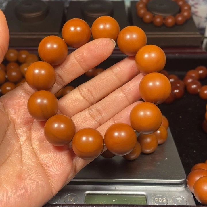 橄榄核吊坠1.9+铁核精品小孔不议价