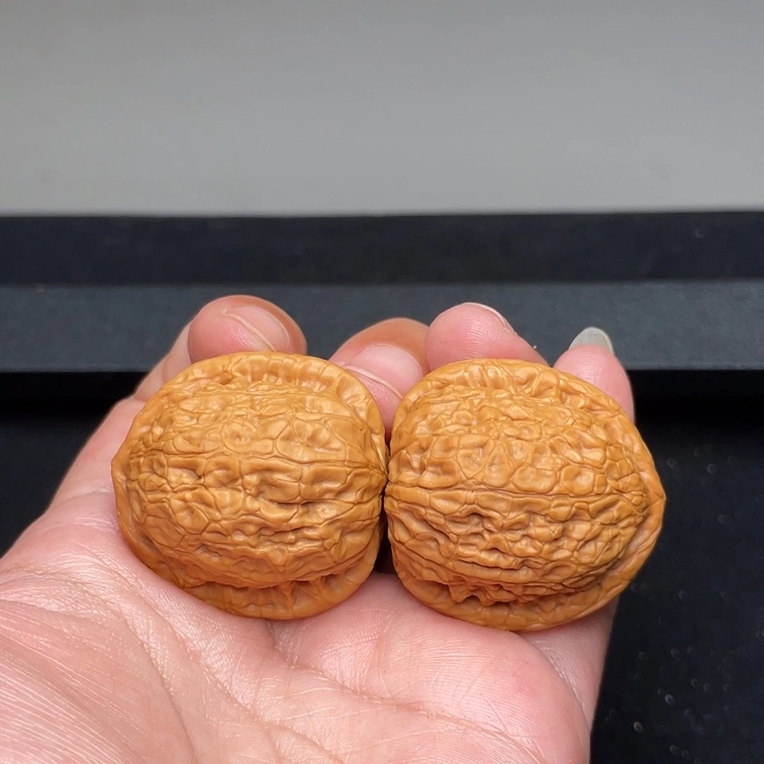 把件猴头核桃34×33野生夜明珠XM3189