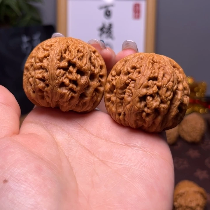 文玩核桃把件42尺大粗筋50