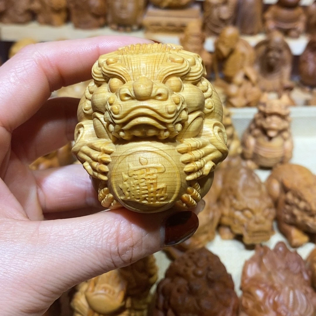 木坦*崖柏手把件，貔貅