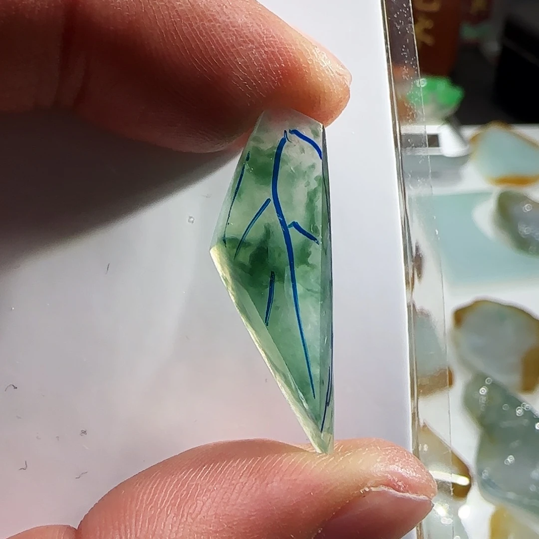 定制翡翠未镶嵌翡翠