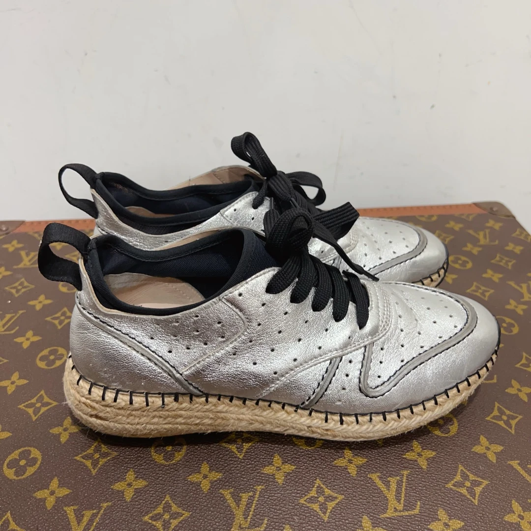 99新  安洁利严选运动鞋尺码36.5成色看直播 GSS24681