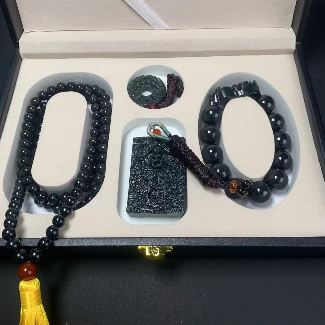 F302珠宝玉石精选和田玉套装