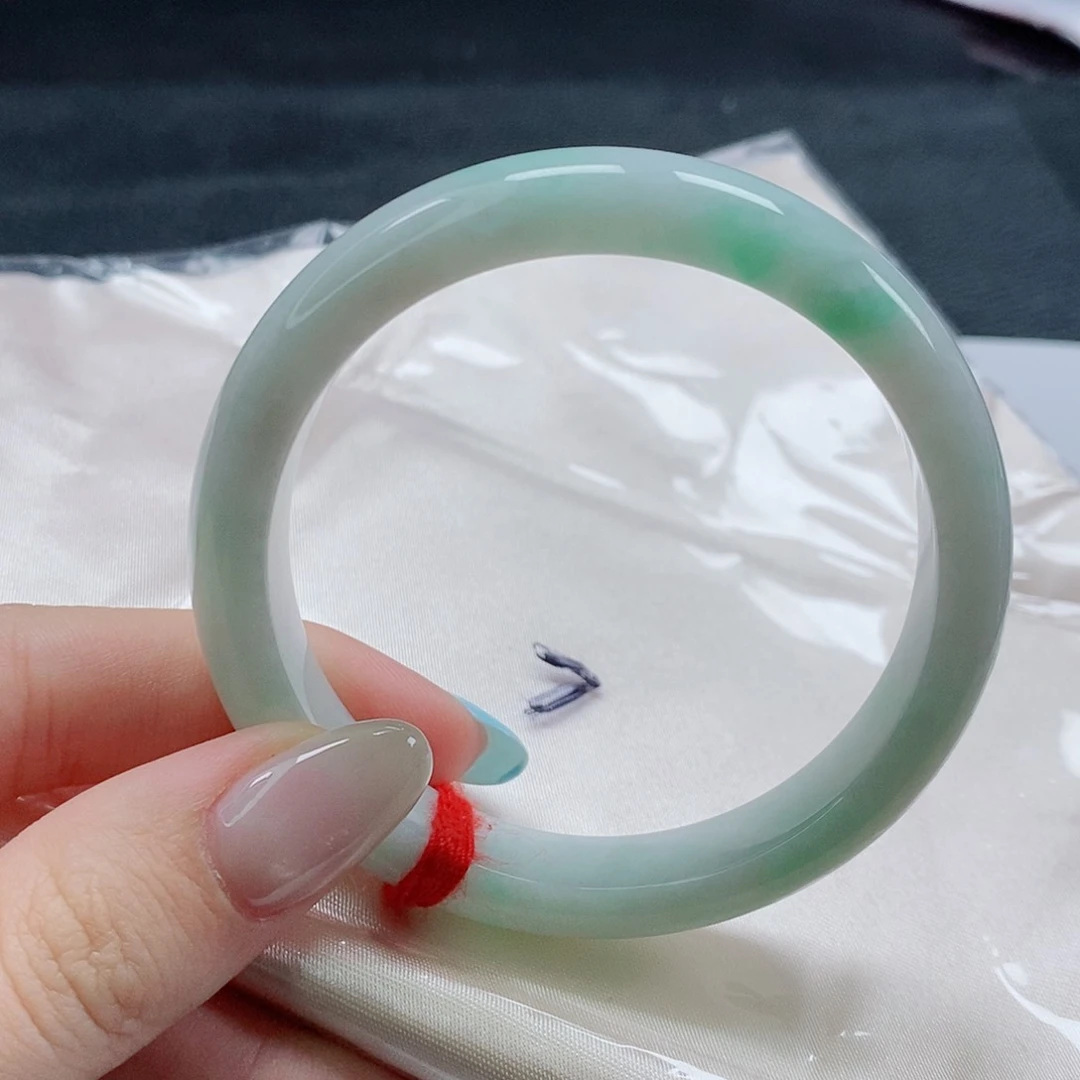【闪购商品】未镶嵌手镯翡翠501号
