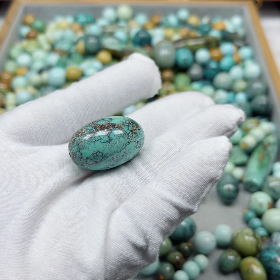 绿松石未镶嵌挂件