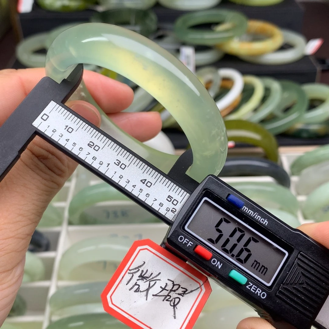 未镶嵌蛇纹石玉手镯737