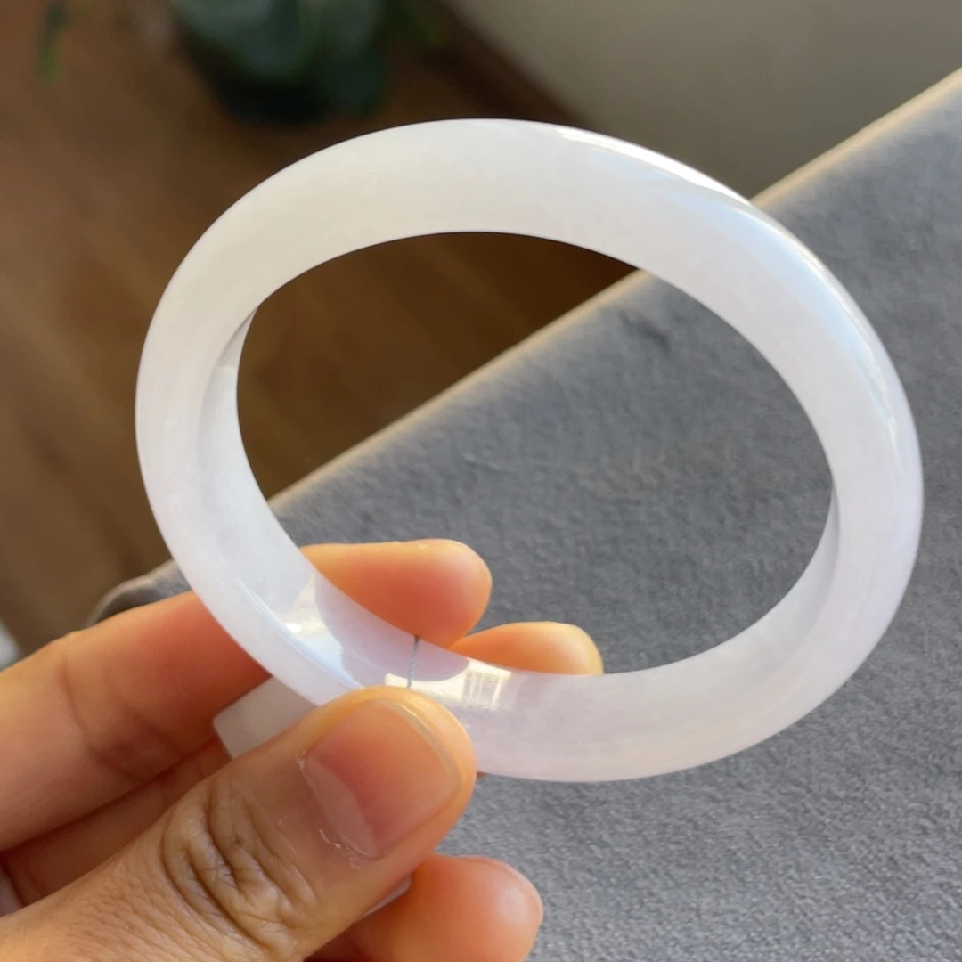 翡翠未镶嵌手镯粉贵妃