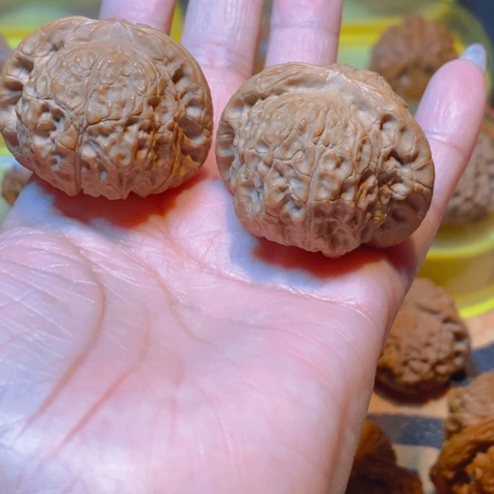 文玩核桃吊坠?***?血麒麟38
