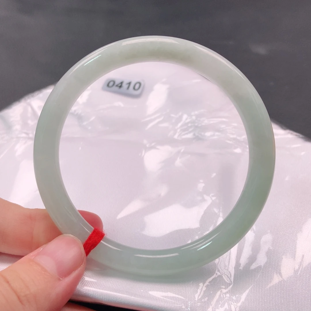 翡翠手镯未镶嵌0410号