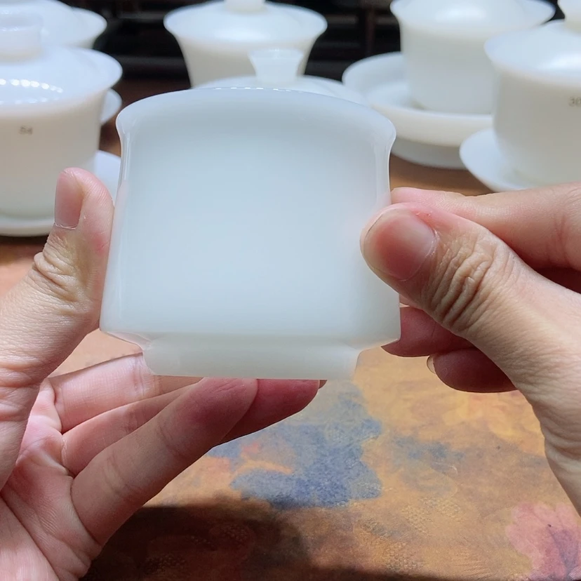 【闪购商品】我想去买东西的路上我的眼泪不