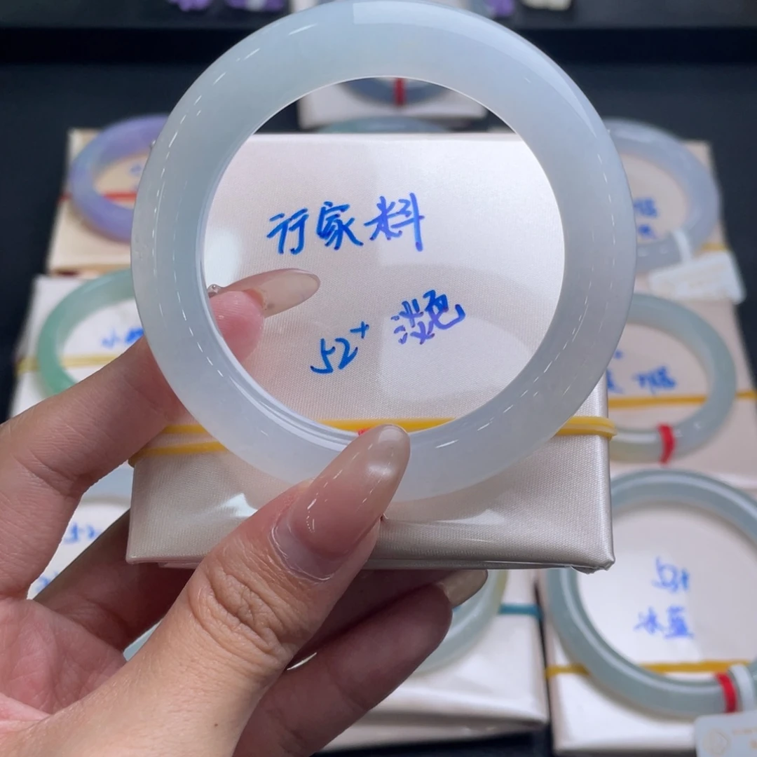 翡翠未镶嵌手镯6号