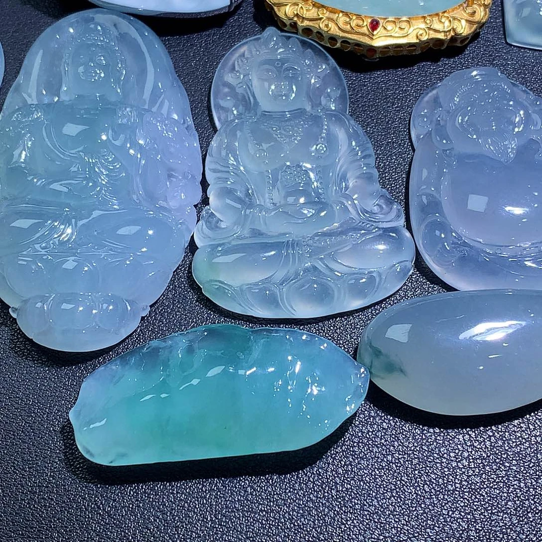 翡翠未镶嵌挂件翡翠