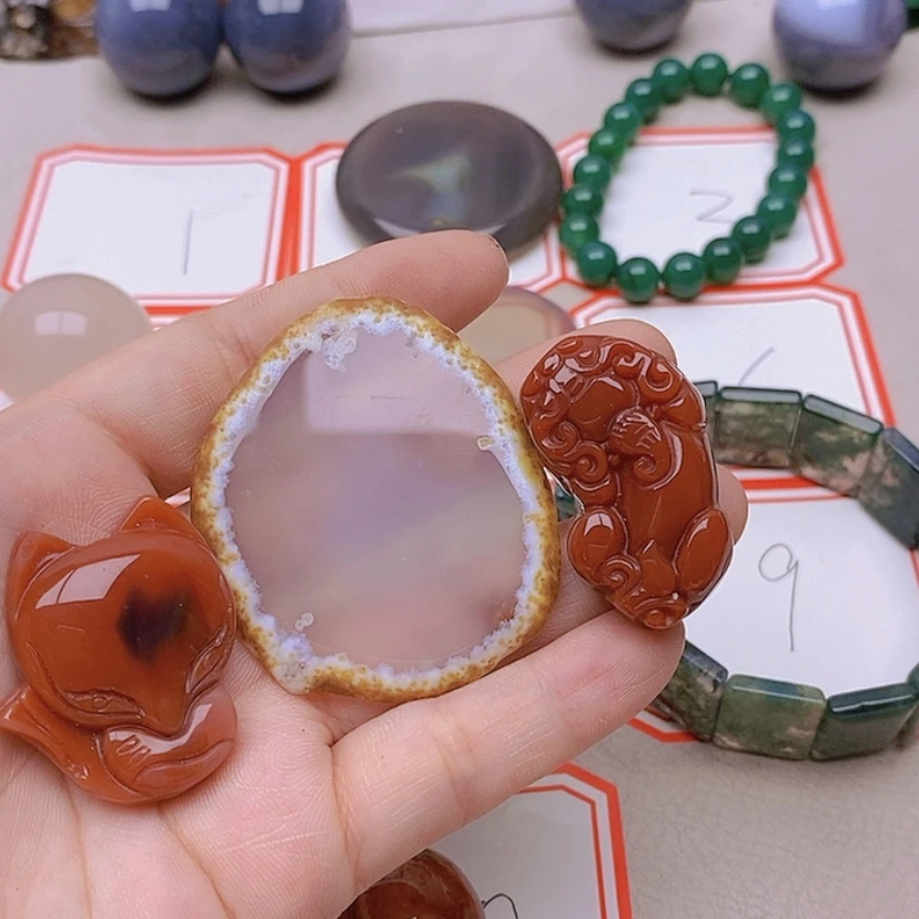 【闪购商品】玛瑙/玉髓未镶嵌珠宝半成品龙*