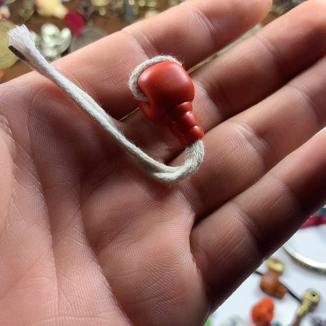 一个小的小包的！我们