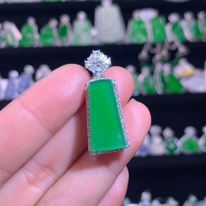 【闪购商品】银S925镶嵌挂件翡翠天然翡翠