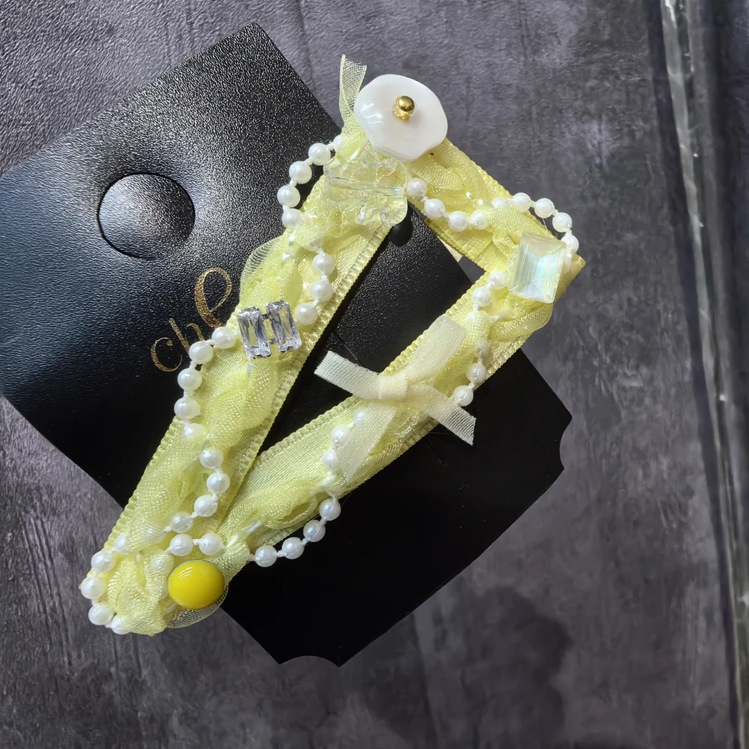 E962黄色纱纱三角掰掰夹