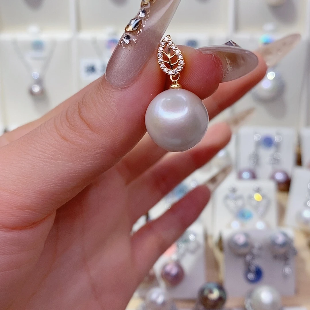 淡水珍珠未镶嵌吊坠(赠链)