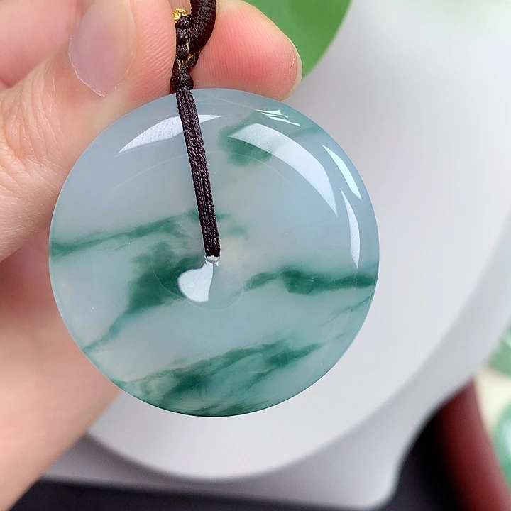 颈饰未镶嵌翡翠平安扣 38.4-5.9mm