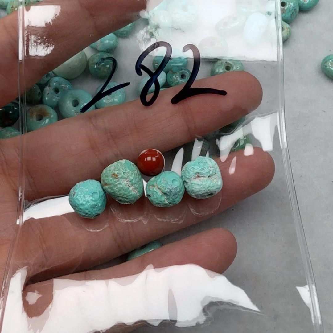 南红玛瑙未镶嵌珠宝奇石