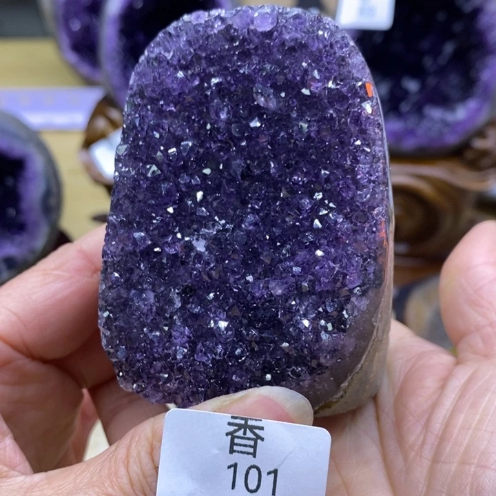 水晶大型摆件（非配饰）未镶嵌