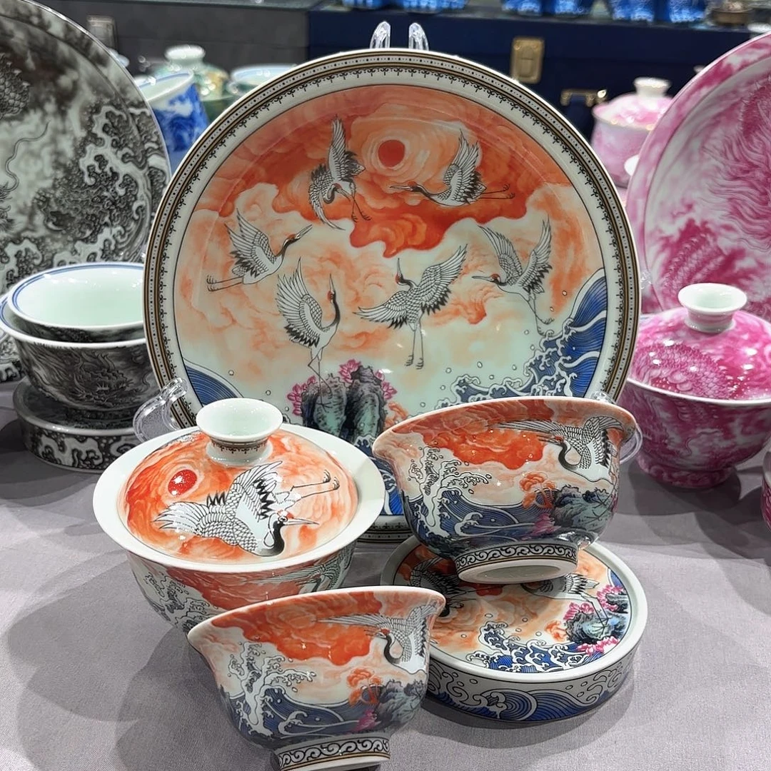 瓷片景德镇瓷器精品陈列