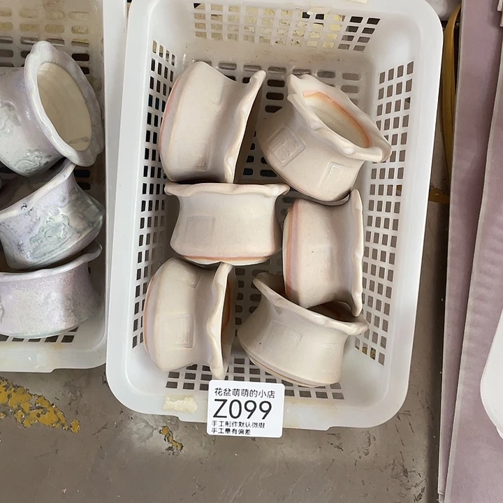 紫砂花盆099微瑕品口径5厘米左右尺寸