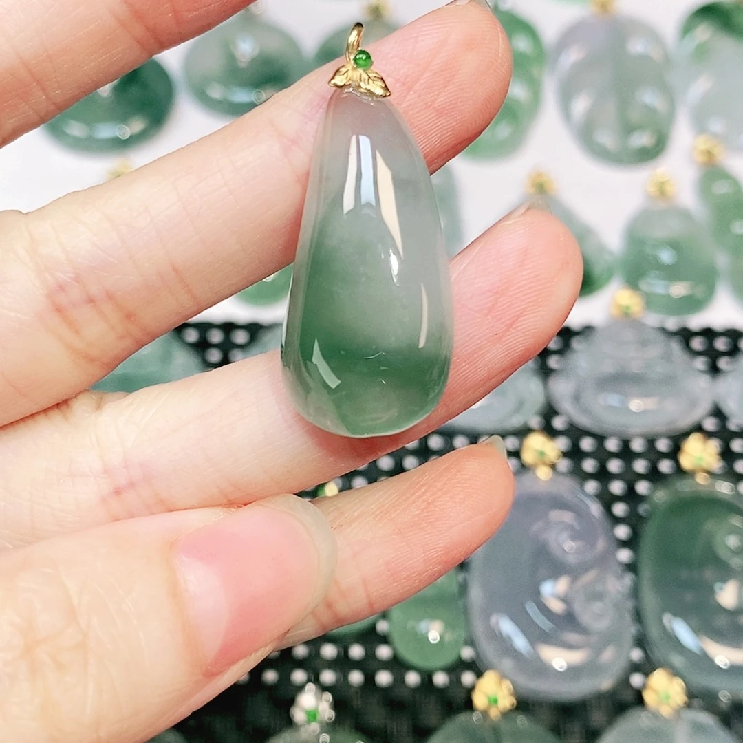 翡翠18K金镶嵌吊坠(不含链)