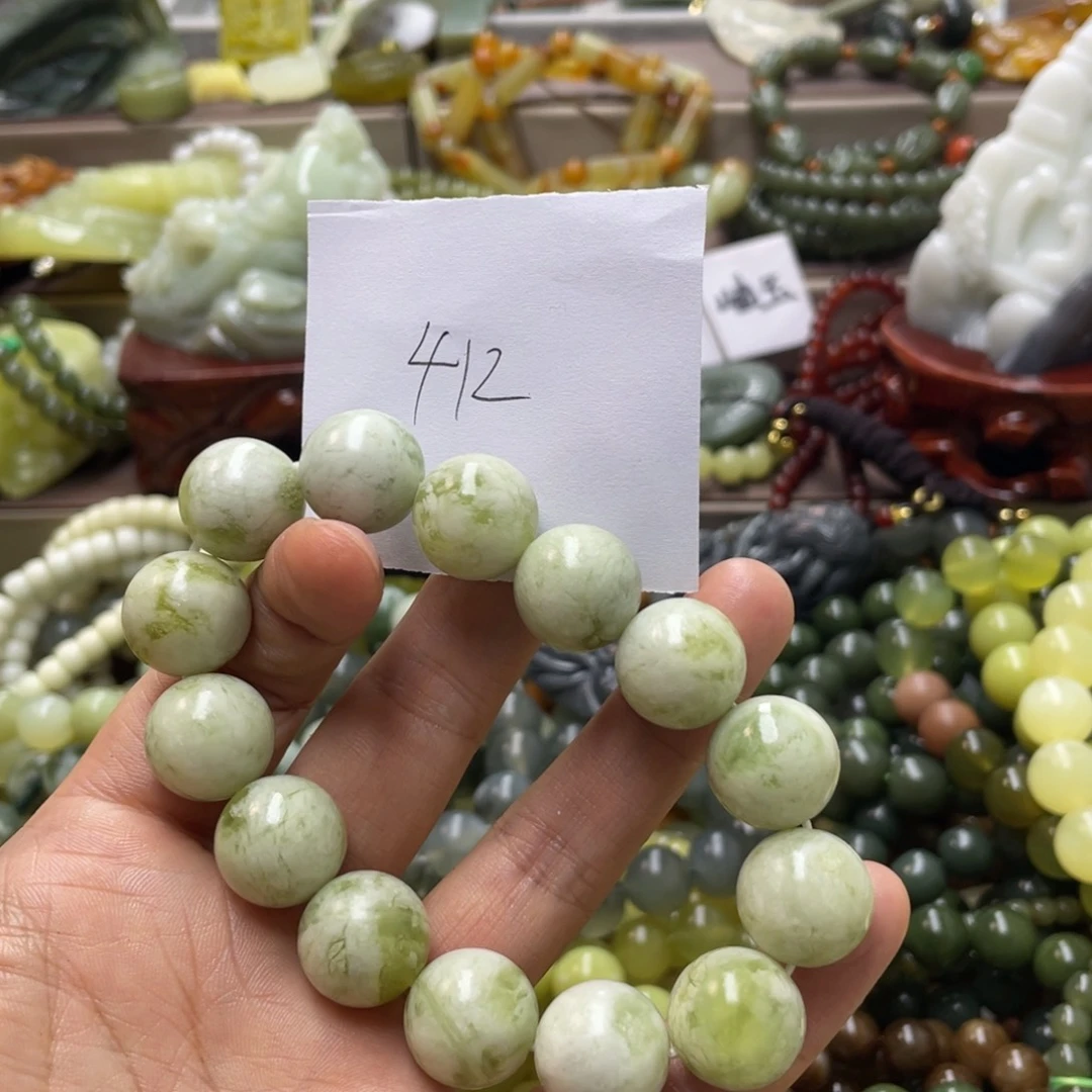 未镶嵌蛇纹石玉手链