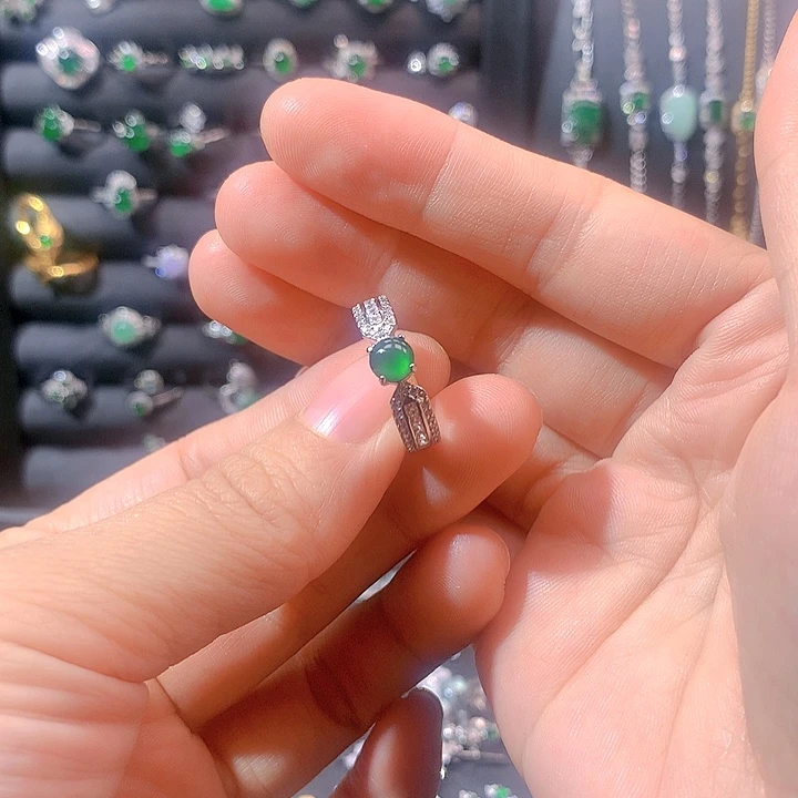 翡翠戒指银S925镶嵌戒指