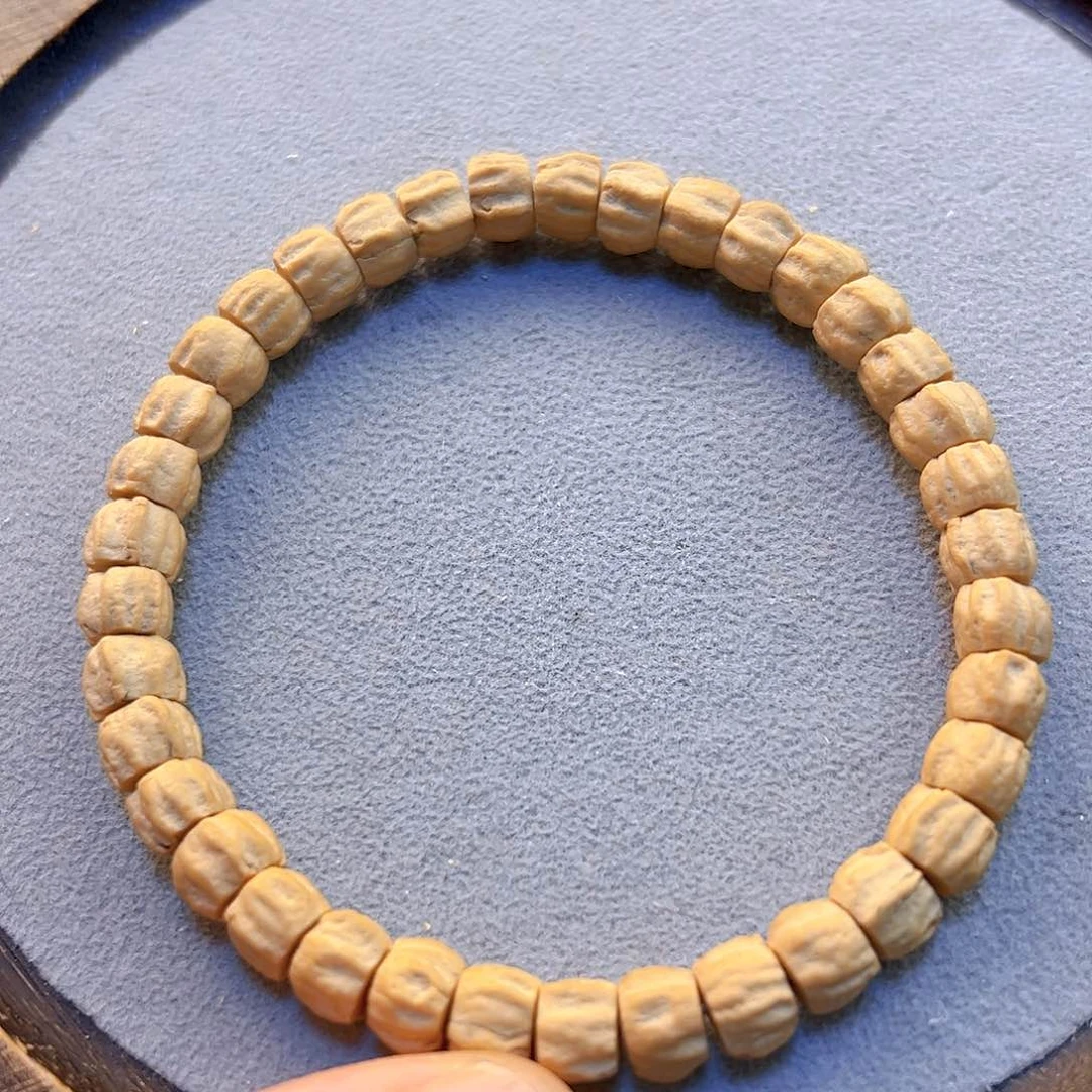 柏香籽/百香籽吊坠