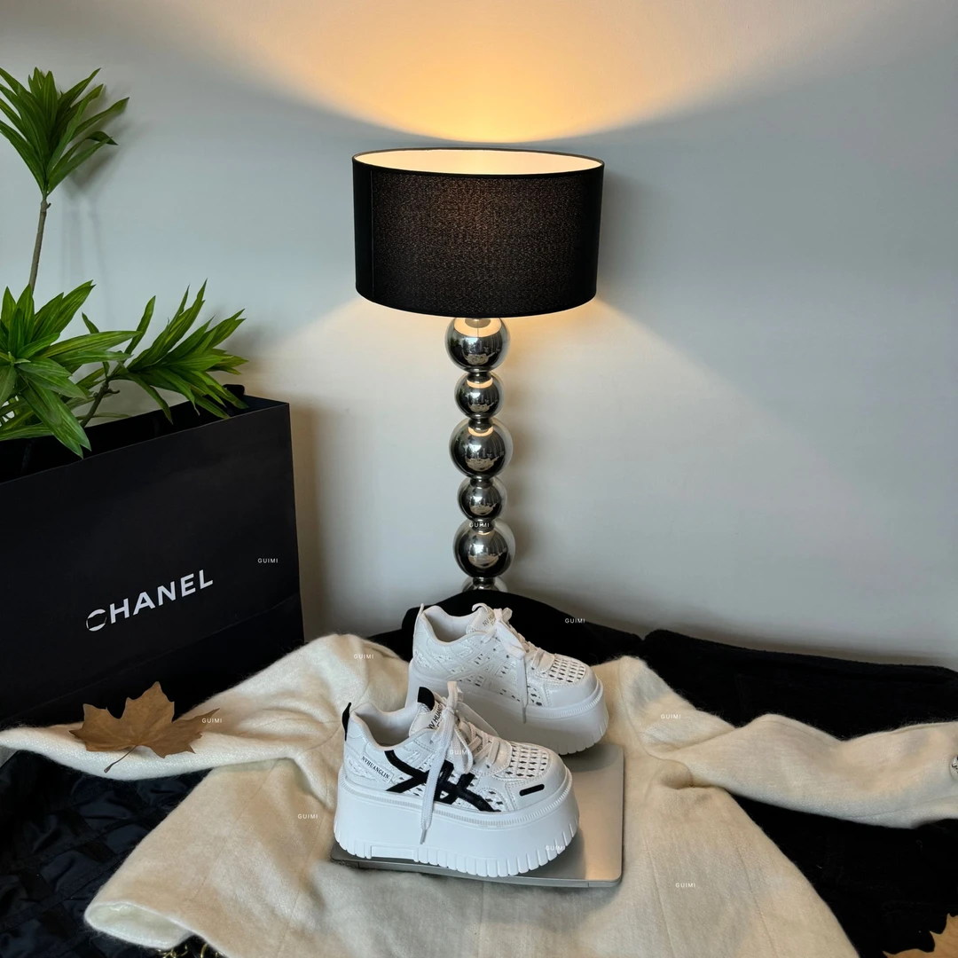 闺蜜家~透气网面镂空小白鞋女2025夏季新款真皮百搭编织厚底单鞋