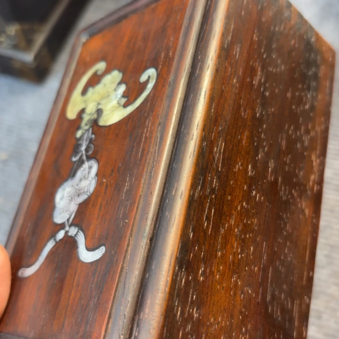 木小叶紫檀独板收纳盒