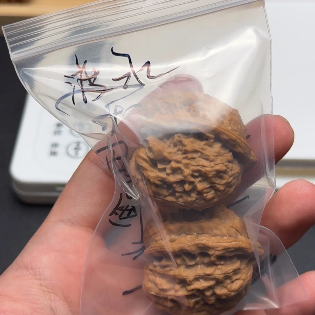 渡***酒吊坠文玩核桃福利1