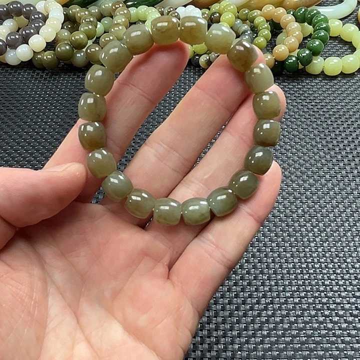 和田玉未镶嵌手链