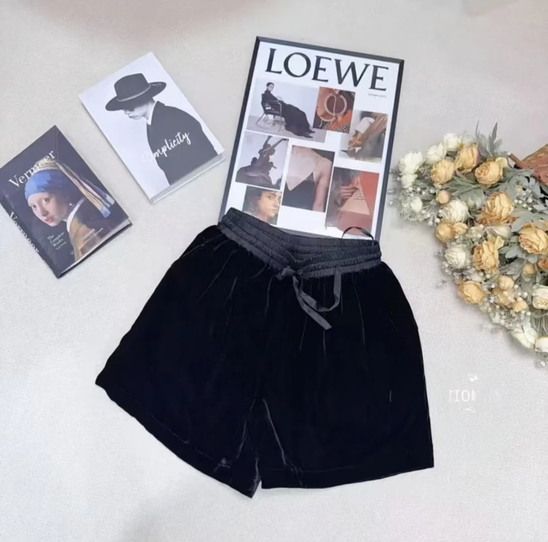 冰丝金丝绒阔腿短裤女新薄款垂感百搭神裤高级感气质高腰休闲裤