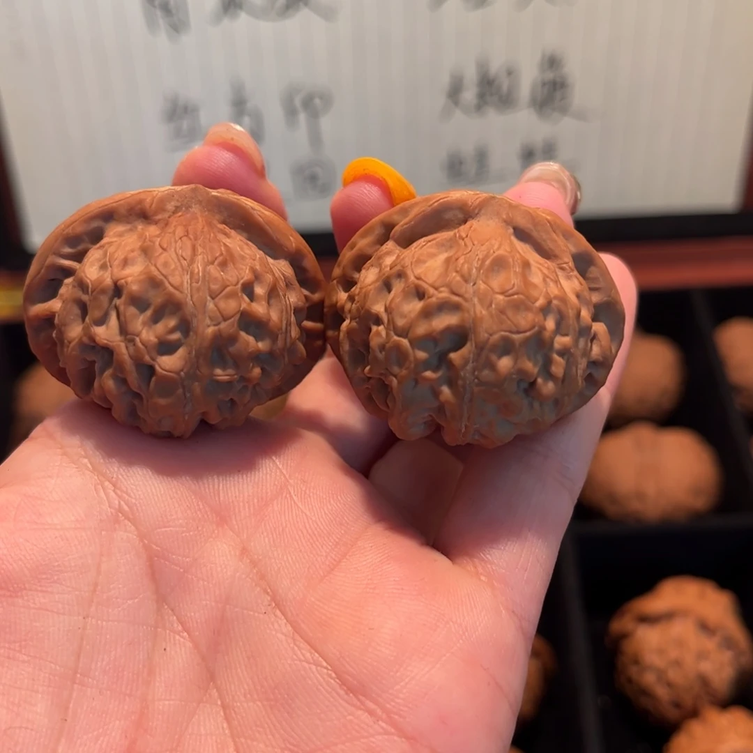 吊坠桃核玉玺宫灯