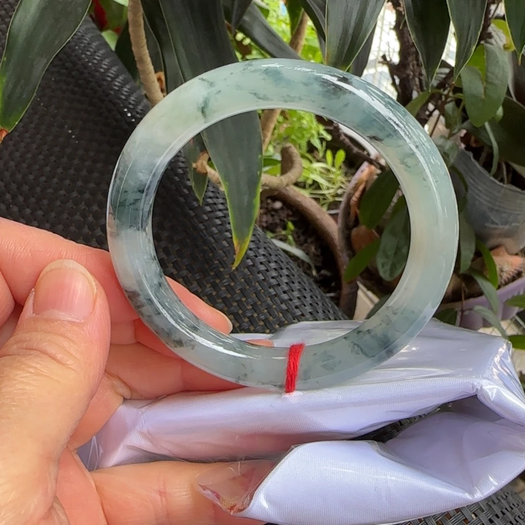 翡翠未镶嵌手镯53.9圆条手镯